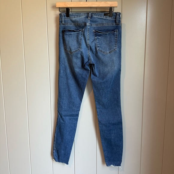 KUT Mia High Rise Fab Ab Toothpick Skinny Distressed Jeans Womens 4 - Picture 3 of 10